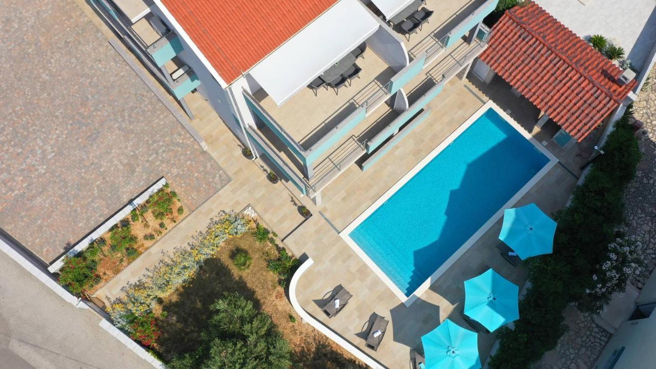 Apartmani "Villa Barbara" ノヴァリャ エクステリア 写真
