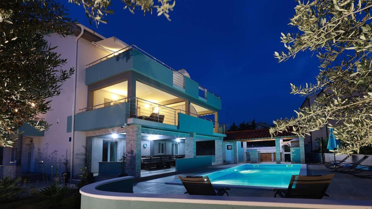 Apartmani "Villa Barbara" ノヴァリャ エクステリア 写真