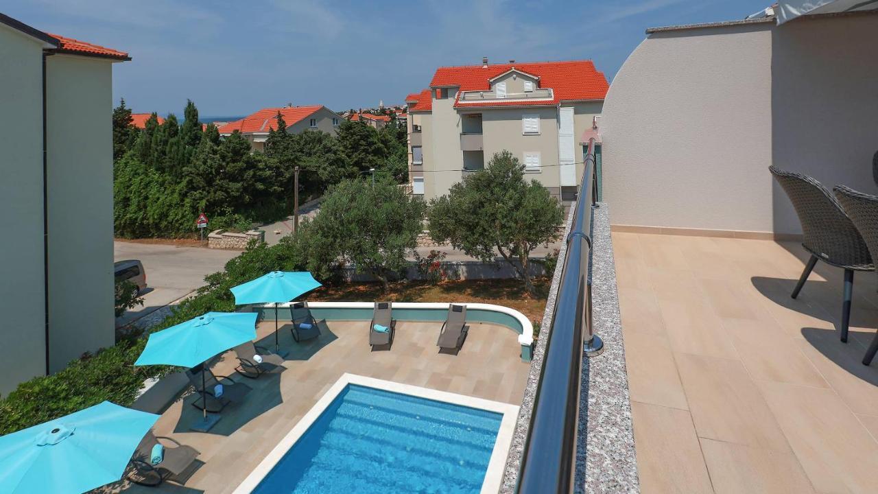 Apartmani "Villa Barbara" ノヴァリャ エクステリア 写真