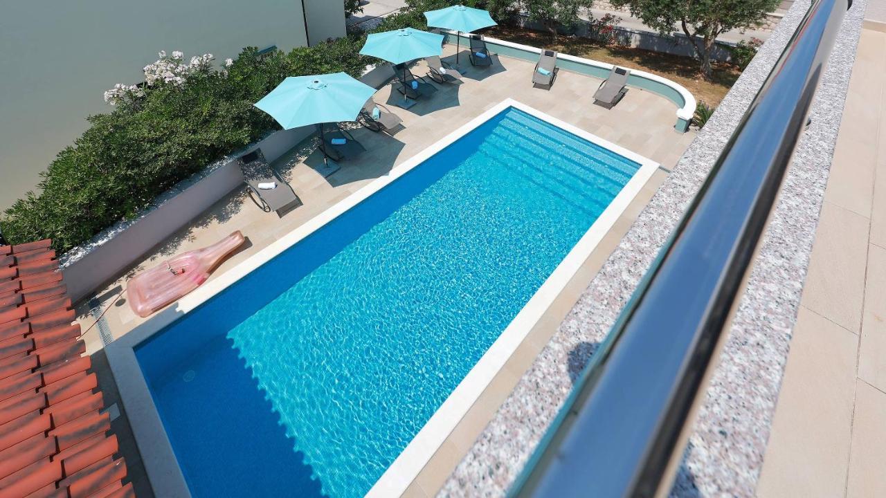 Apartmani "Villa Barbara" ノヴァリャ エクステリア 写真